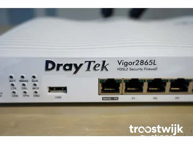 Router - afbeelding 2 van  3