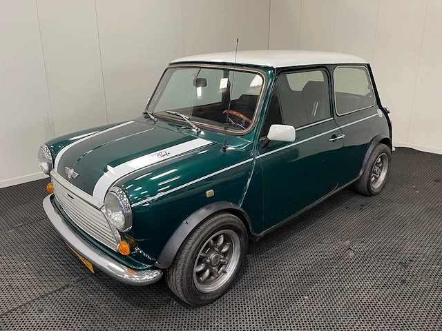 Rover - mini - 1.3 cooper - yountimer - 1993 - afbeelding 1 van  40
