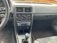 Rover 200 personenauto - afbeelding 3 van  24