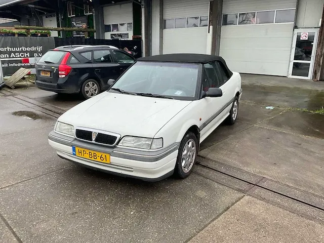 Rover 200 personenauto - afbeelding 1 van  24