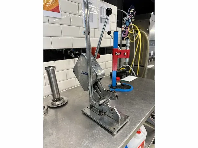 Royal catering - sausage clipper 150 - worsten knipmachine - 2018 - afbeelding 2 van  3