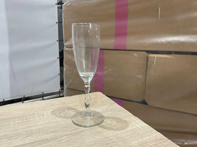 Royal leerdam champagne glazen 16 cl (1600x) - afbeelding 2 van  7