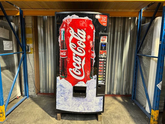 Royal vendors - 660 - frisdrankautomaat - vending machine - afbeelding 1 van  9