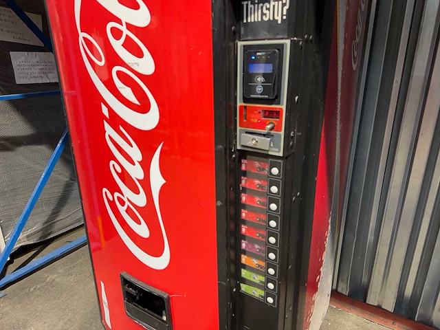 Royal vendors - 660 - frisdrankautomaat - vending machine - afbeelding 4 van  8