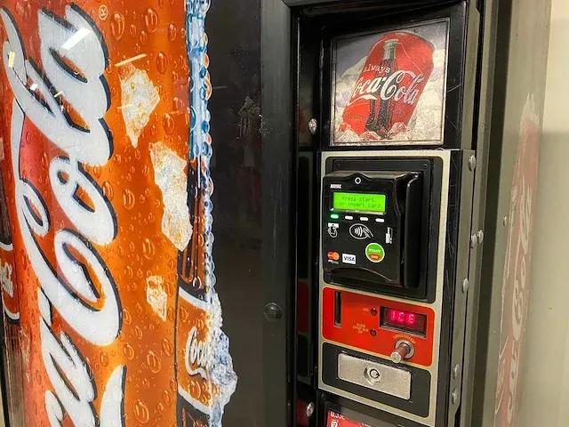 Royal vendors - 804 - frisdrank - vending machine - afbeelding 7 van  11