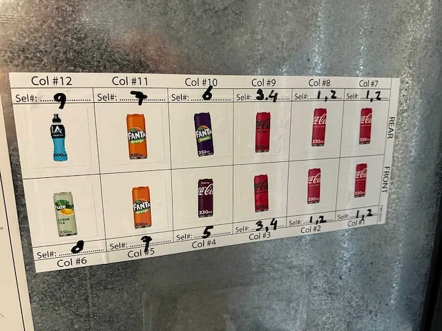Royal vendors - 804 - frisdrankautomaat - vending machine - afbeelding 10 van  10