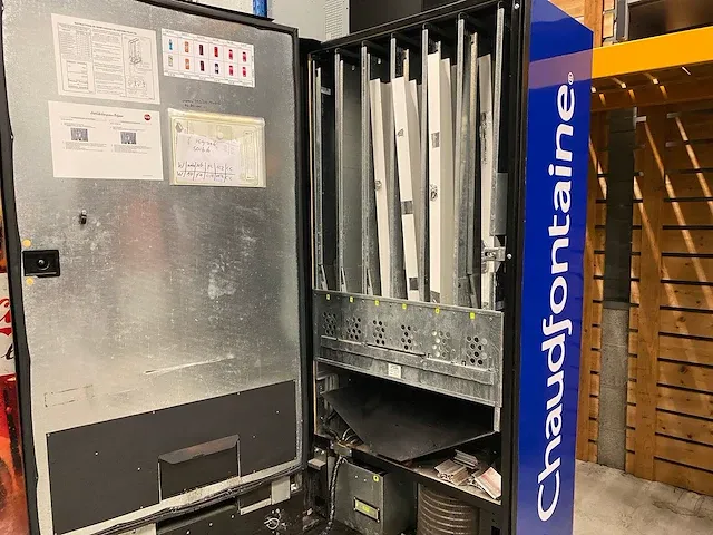 Royal vendors - 804-9 - frisdrank - vending machine - afbeelding 11 van  12
