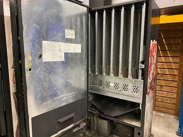 Royal vendors - 804-9 - vending machine - afbeelding 7 van  9