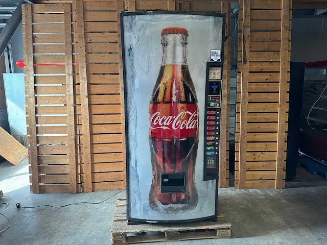 Royal vendors - frisdrankautomaat - vending machine - afbeelding 2 van  7