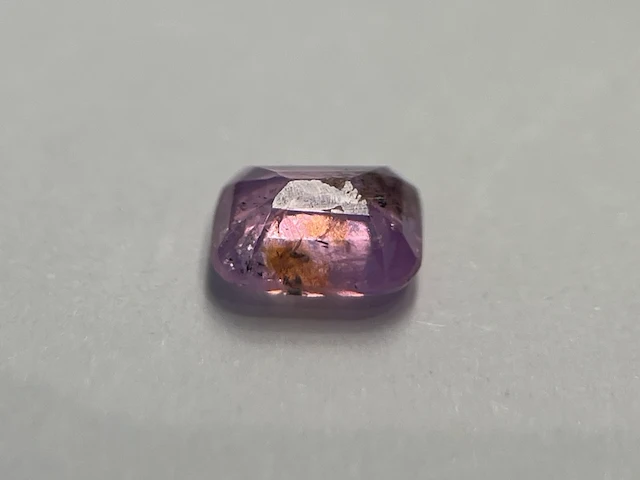 Roze saffier - 0.83 carat natuurlijke roze saffier - afbeelding 2 van  5