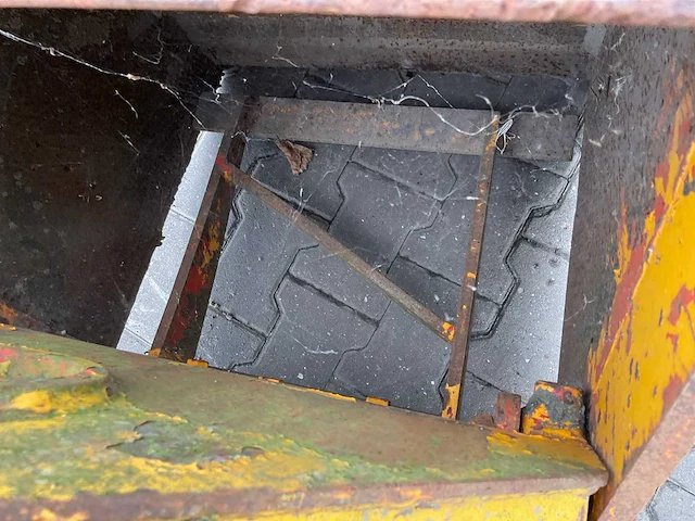 Rozzi knijperbak - afbeelding 8 van  9