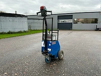 Rrb industriële trekker - afbeelding 1 van  16