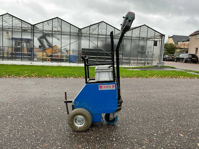 Rrb industriële trekker - afbeelding 13 van  16