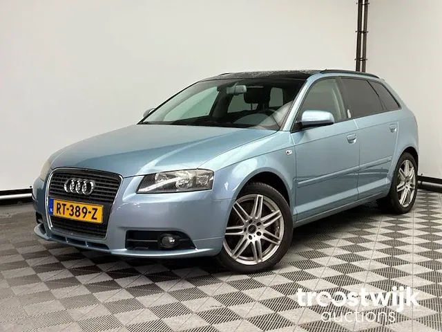 Rt-389-z auto uit nalatenschap - afbeelding 1 van  23