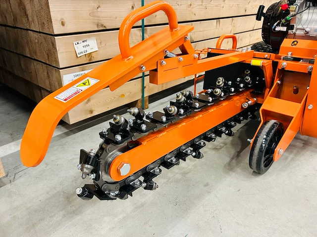 Rte - 2025 - 6776 - sleuvengraafmachine - afbeelding 8 van  13