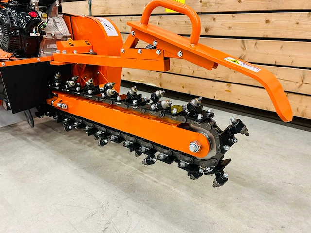 Rte - 2025 - 6776 - sleuvengraafmachine - afbeelding 12 van  13