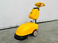 Rte - 2025 - fs30 - vloerschrobzuigmachine - afbeelding 1 van  12