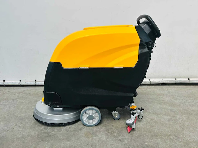 Rte - 2025 - fs50 - vloerschrobzuigmachine - afbeelding 16 van  21