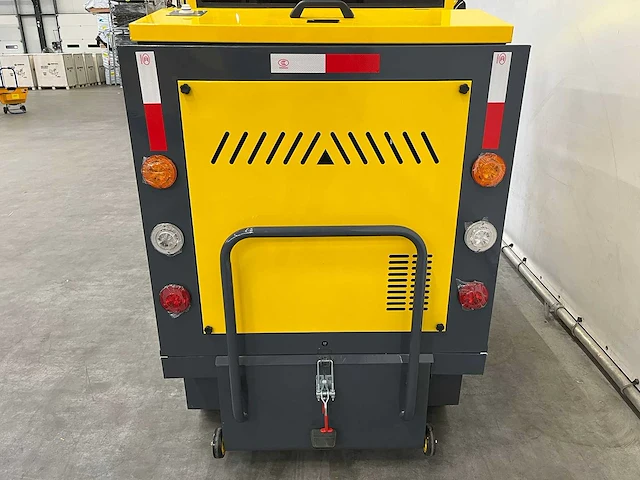 Rte - 2025 - st150 - veegmachine - afbeelding 4 van  29
