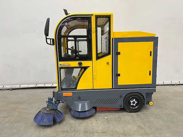 Rte - 2025 - st150 - veegmachine - afbeelding 23 van  29