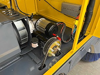 Rte - 2025 - st400 - straatveegmachine - afbeelding 11 van  32