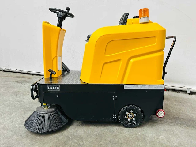 Rte - 2025 - sw80 - veegmachine - afbeelding 22 van  23