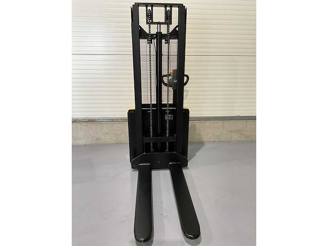 Rte - 2025 - ws15h - stapelaar - afbeelding 15 van  18