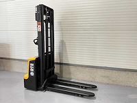 Rte - 2025 - ws15h - stapelaar - afbeelding 18 van  18