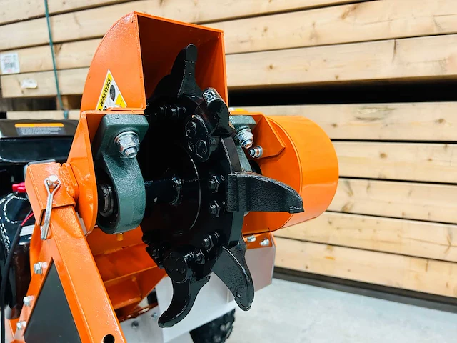 Rte - 6777 - stump grinder - afbeelding 9 van  9