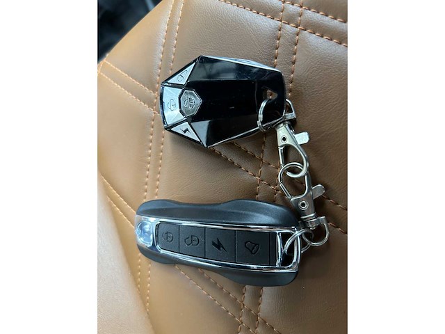 Rte elektrische golfkar 2+2 zits zonder dak - afbeelding 11 van  37