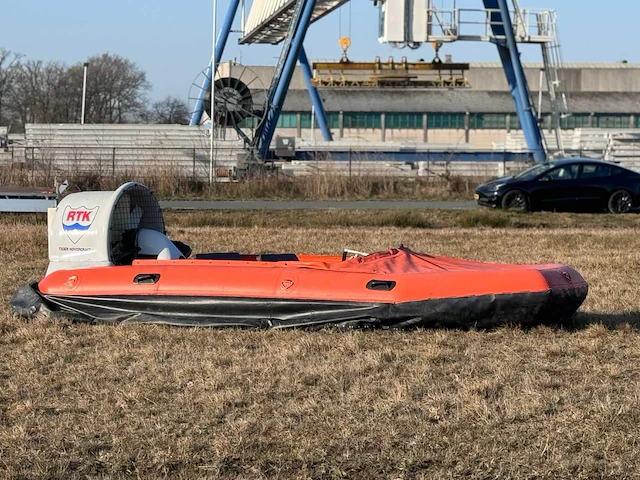 Rtk marine tiger 4xl hovercraft - afbeelding 3 van  32