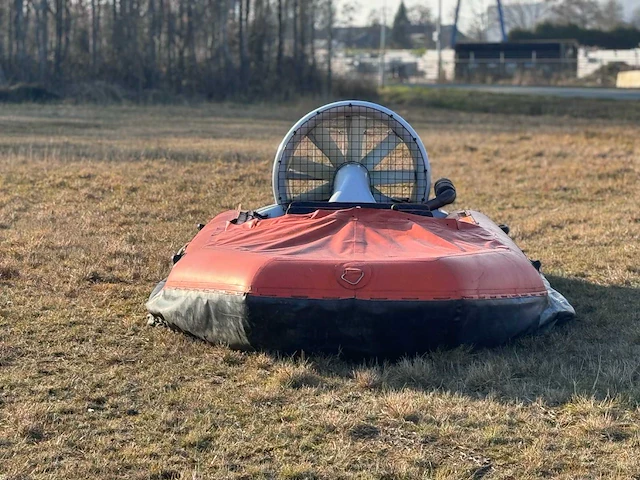 Rtk marine tiger 4xl hovercraft - afbeelding 13 van  32