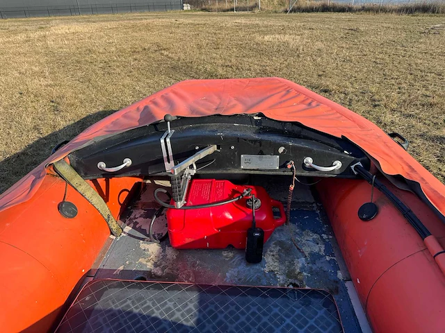 Rtk marine tiger 4xl hovercraft - afbeelding 15 van  32
