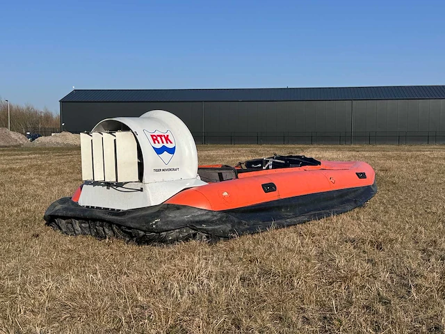 Rtk marine tiger 4xl hovercraft - afbeelding 12 van  32