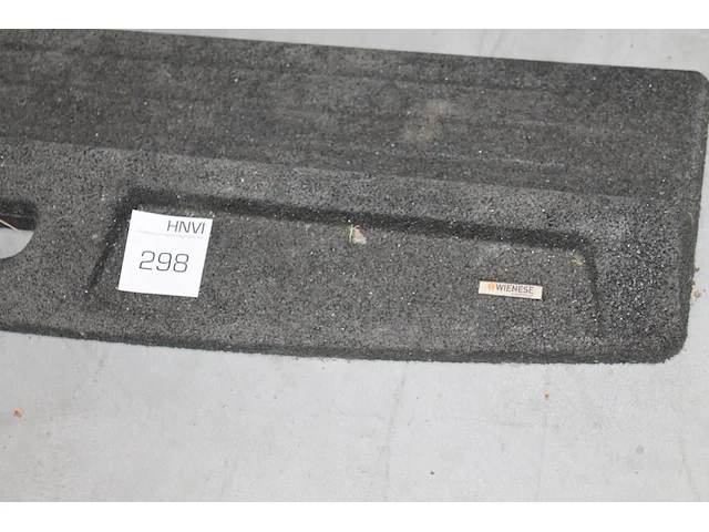 Rubber trapsteun wienese 126 cm. - afbeelding 2 van  2