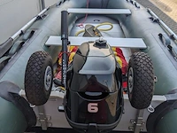 Rubberboot 3,8 meter met mercury 6pk 4t motor, strandtrailer en funband benethboats, ub360, groen - afbeelding 14 van  18