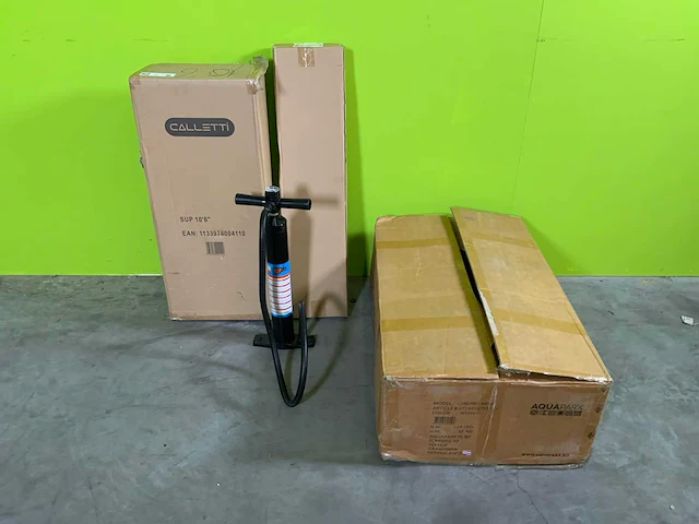 Rubberboot en sup - afbeelding 1 van  6