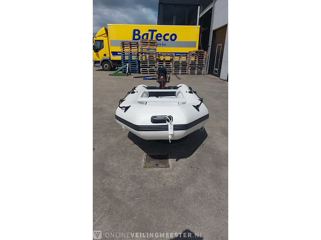 Rubberboot met airdeck aquaparx met 4 pk mercury viertaktmotor , wit, bouwjaar 2020 - afbeelding 23 van  33