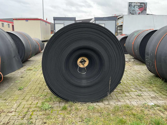 Rubberen rol 170 meter - afbeelding 3 van  6