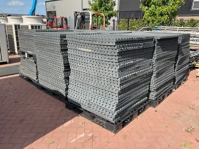 Rubberen tegel (240x) - afbeelding 1 van  5