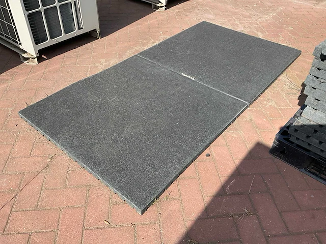 Rubberen tegel (240x) - afbeelding 4 van  5