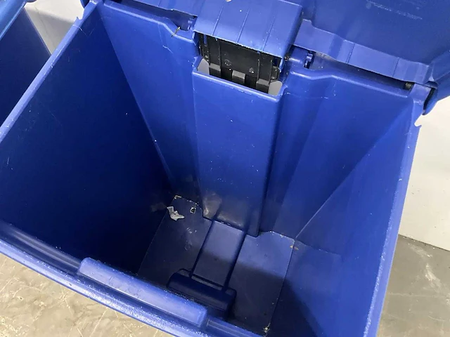 Rubbermaid - pedaalemmer (2x) - afbeelding 6 van  6