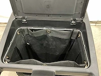 Rubbermaid schoonmaak wagen - afbeelding 3 van  12