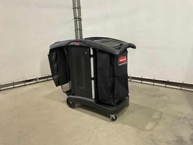 Rubbermaid schoonmaak wagen - afbeelding 1 van  11