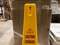 Rubbermaid veiligheidskegel met absorptiepapier. engels en spaans 4x - afbeelding 5 van  6