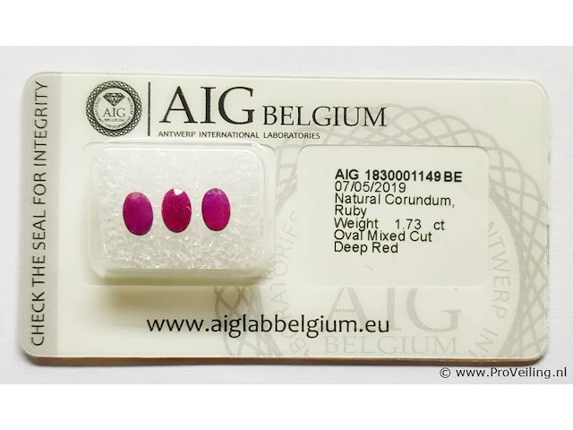 Ruby 1.73ct aig certified - afbeelding 1 van  4