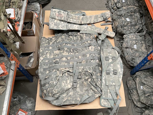 Rucksack large with frame (4x) - afbeelding 1 van  3