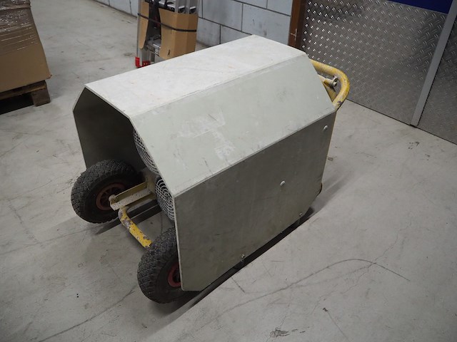 Rudolf - afbeelding 4 van  8