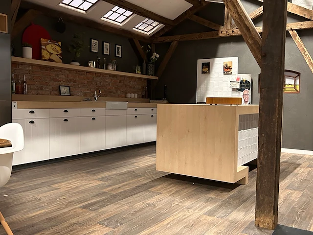 Rudolph's bakery - keuken opstelling - afbeelding 5 van  16