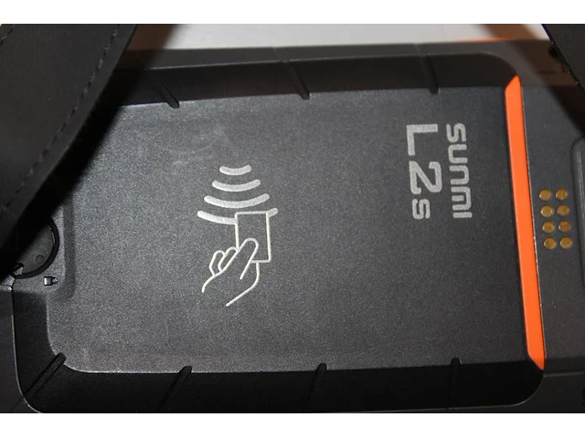 Rugged andriod handheldturminal sunmi l2s met lader - afbeelding 3 van  3